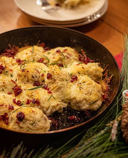 Cheesy Cranberry and Brie Idaho® Potato Pull Apart