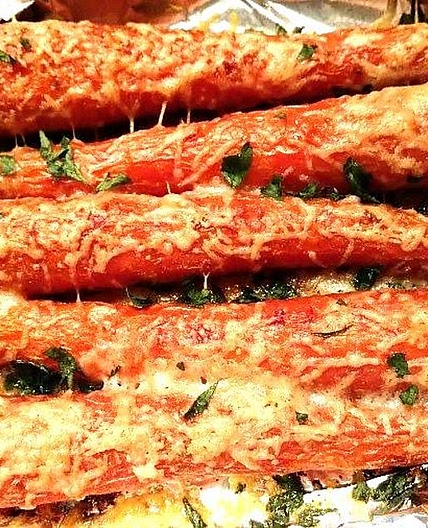 Garlic Parmesan Roasted Carrots Recipe: This Easy Carrot Recipe Will Win Easter