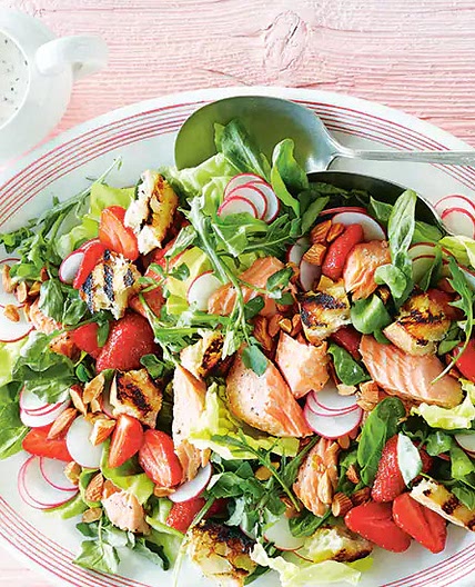 Grilled Salmon & Strawberry Salad | Canadian Living