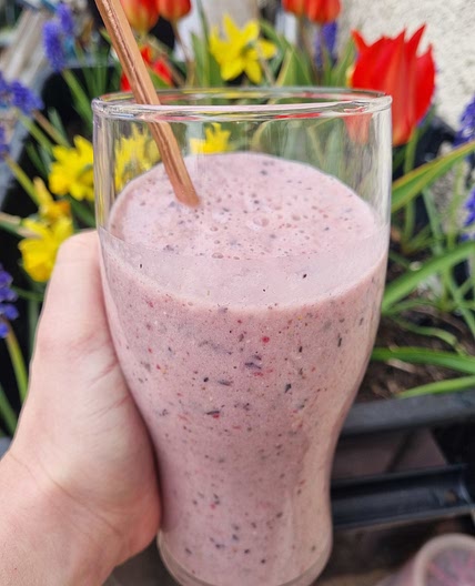 Very Berry Breakfast Smoothie