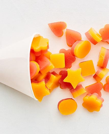 Low-sugar lunch box fruity jelly bites