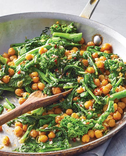 Spicy Broccoli Rabe and Chickpea Skillet