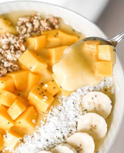 Tropical Smoothie Bowl