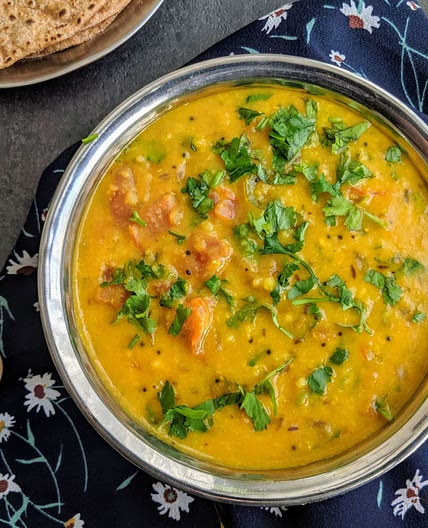 Mum's Yellow Dahl