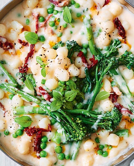 Creamy vegan sun-dried tomato and broccolini gnocchi recipe