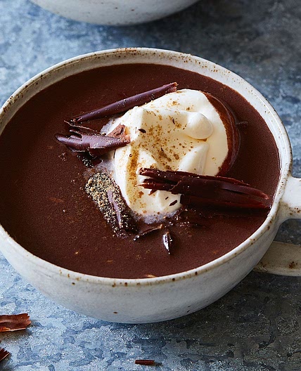 Slow-cooker chai hot chocolate