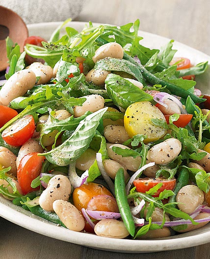 Tomato and butter bean salad
