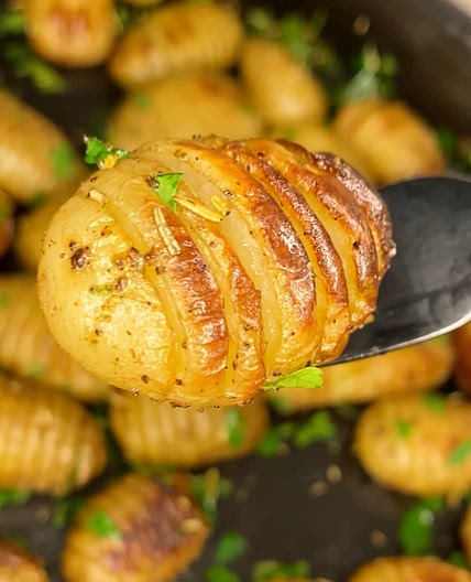 Mini-Hassleback Potatoes