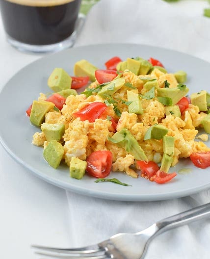 Keto scrambled eggs