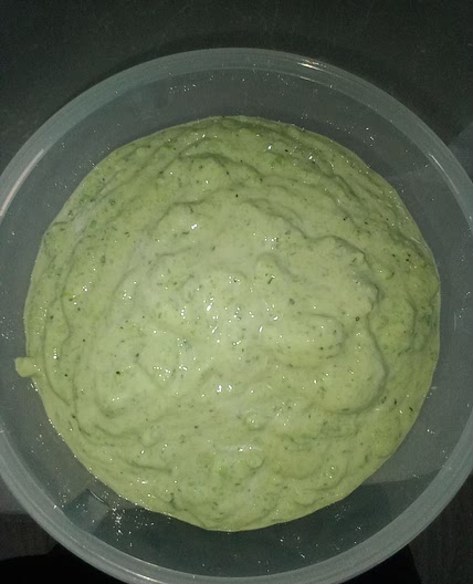 Creamy Tofu and Green Pea Dip