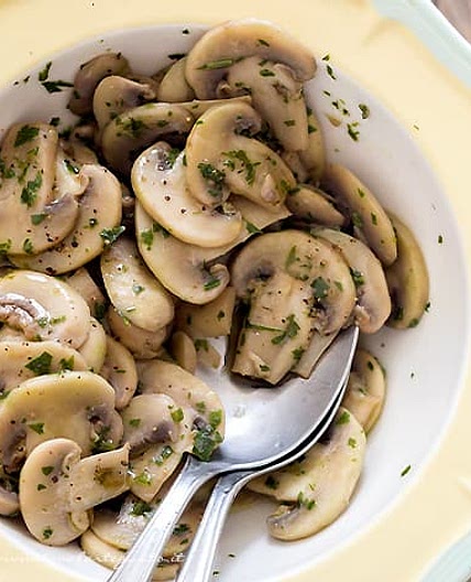 Funghi Trifolati: Ricetta tradizionale e Segreti