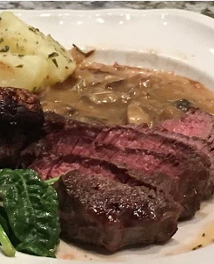 Filet Mignon with Rosemary Mushroom Gravy