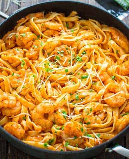 Shrimp Fettuccine with Roasted Pepper Sauce