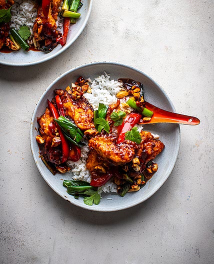 Sticky Chicken & Cashew Nut Stir Fry