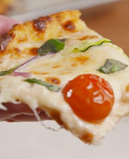 Cauliflower Crust Primavera Pizza
