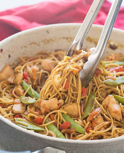 One Pot Chicken Chow Mein
