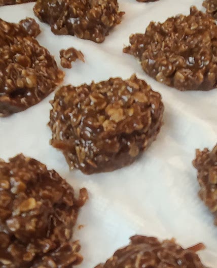 Peanut Butter No-Bake Oatmeal Cookies
