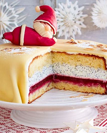 Mohn-Marzipan-Torte mit Nikolaus