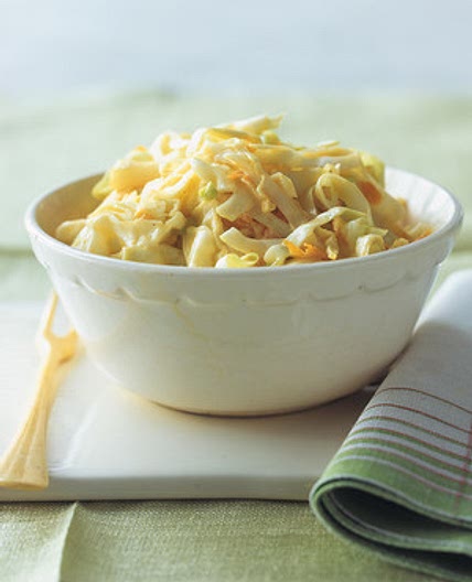 Classic Coleslaw with Creamy Dressing