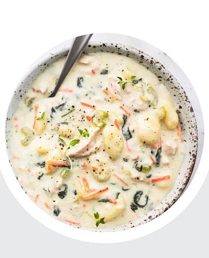 Olive Garden Chicken and Gnocchi soup 