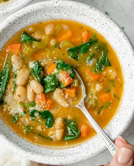 Mediterranean White Bean Soup