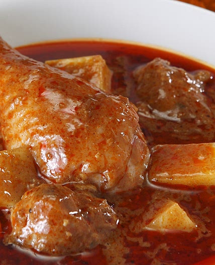 Birria de pollo: tan rica, ¡que se chuparán los dedos!