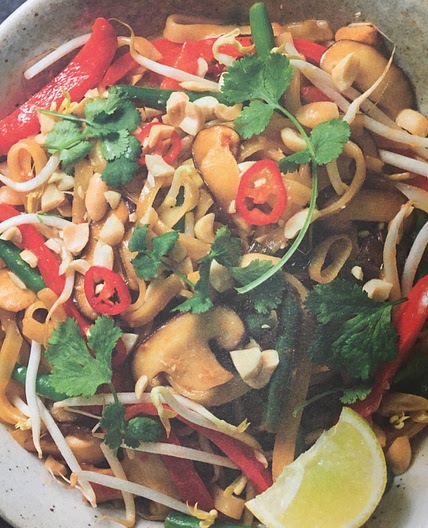 SAUCY PAD THAI