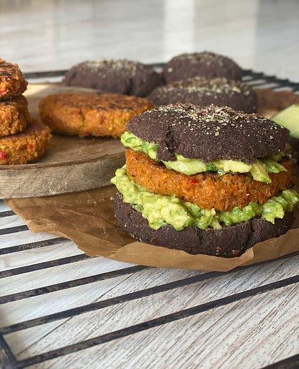 Vegan Hamburger - Soy pattie and Flaxseed Bread