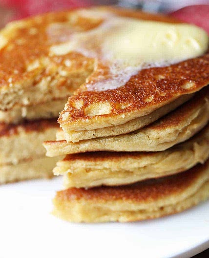 Fluffy Almond Flour Pancakes