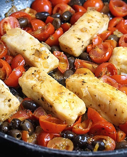 Ricetta Light Fiori di Nasello con Pomodorini e Olive