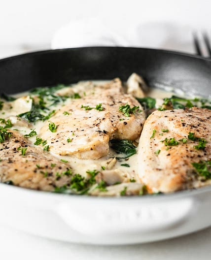 One Skillet Creamy Spinach Artichoke Chicken