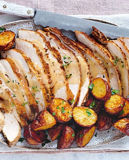 Slow-cooker spice-rubbed turkey breast with crunchy potatoes