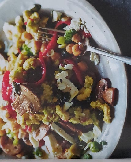 RED PEPPER MUSHROOMS WITH AVOCADO