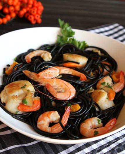 Squid Ink Pasta With Shrimp and Scallops Recipe
