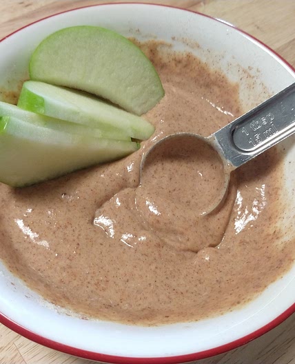 SPECKLED CINNAMON APPLE DIP