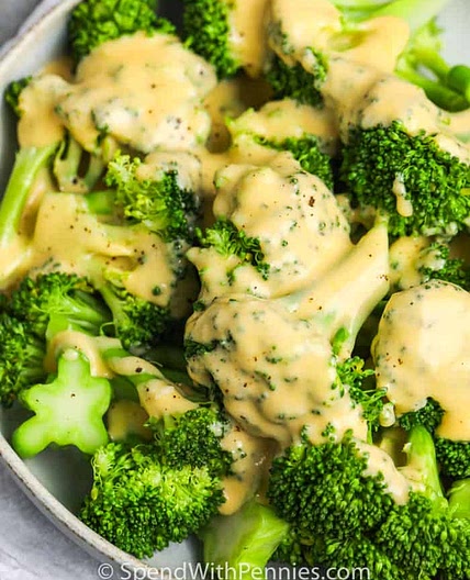 Cheesy Broccoli Chicken