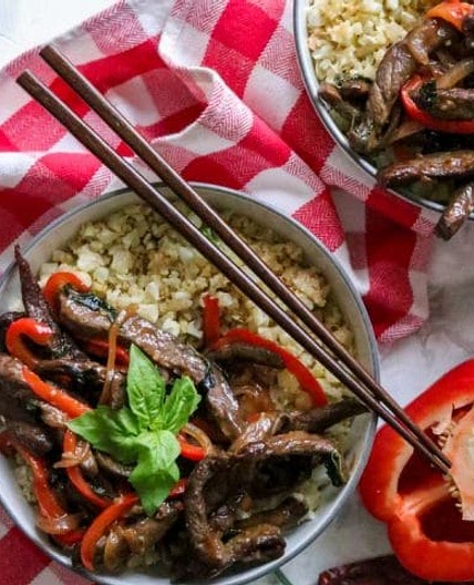 Grass Fed Keto Thai Basil Beef Bowls