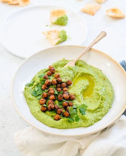 spinach chickpea hummus