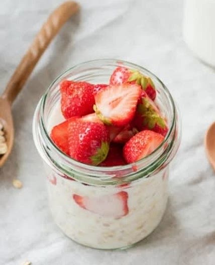 Very Berry Overnight Oats