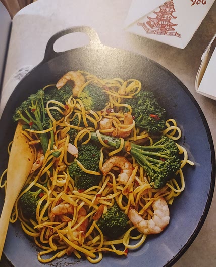 BROCCOLI, CHILLI and king prawn stir fry