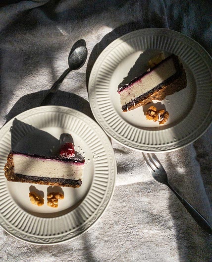 Vegan Poppy Cheesecake 