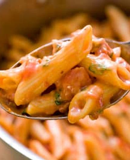 Mom's Creamy Tomato Pasta