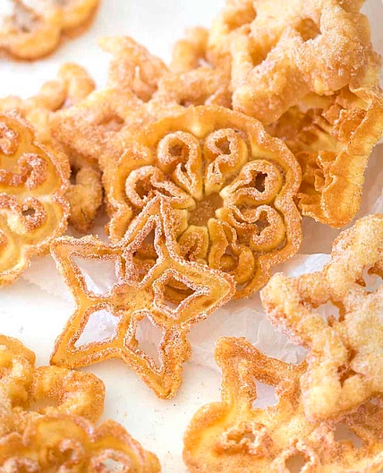 Pooh Pooh's Rosette Cookies