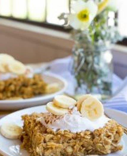 Peanut Butter and Banana Oatmeal Bake