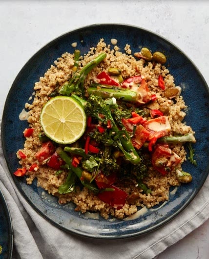 Veggie stir-fry with quinoa & peanut satay sauce