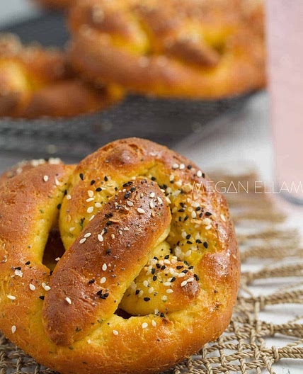 Keto Pretzel - 1g Net Carbs