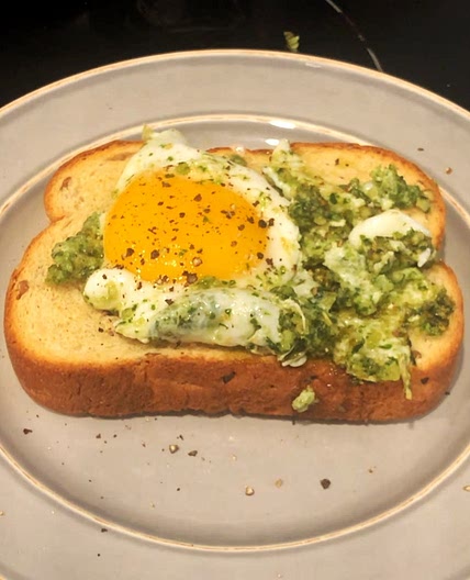 Pesto Eggs from Tiktok