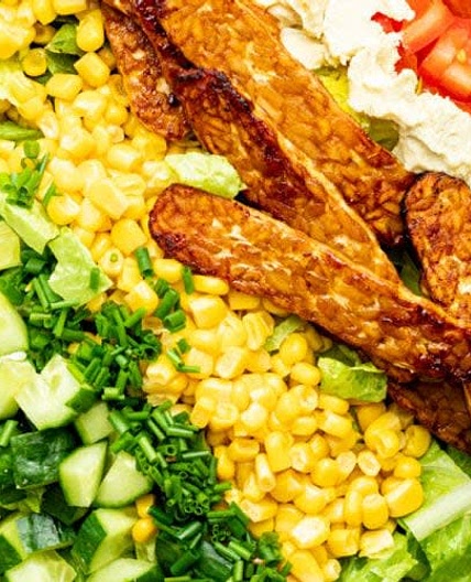 Vegan Cobb Salad with Tempeh 'Bacon'