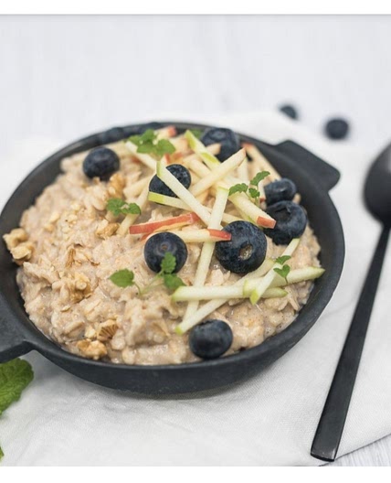 Nutty blueberry and Apple porridge 