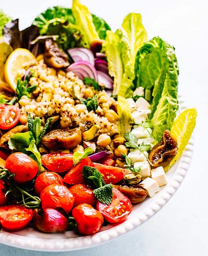 Moroccan Salad with Quinoa and Chickpeas